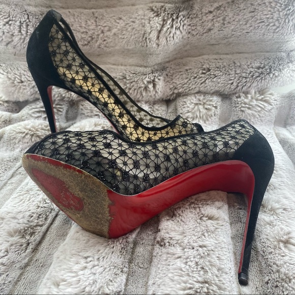 CHRISTIAN LOUBOUTIN
Black Patent Leather and Lace Fetish Peep Toe - Picture 8 of 8